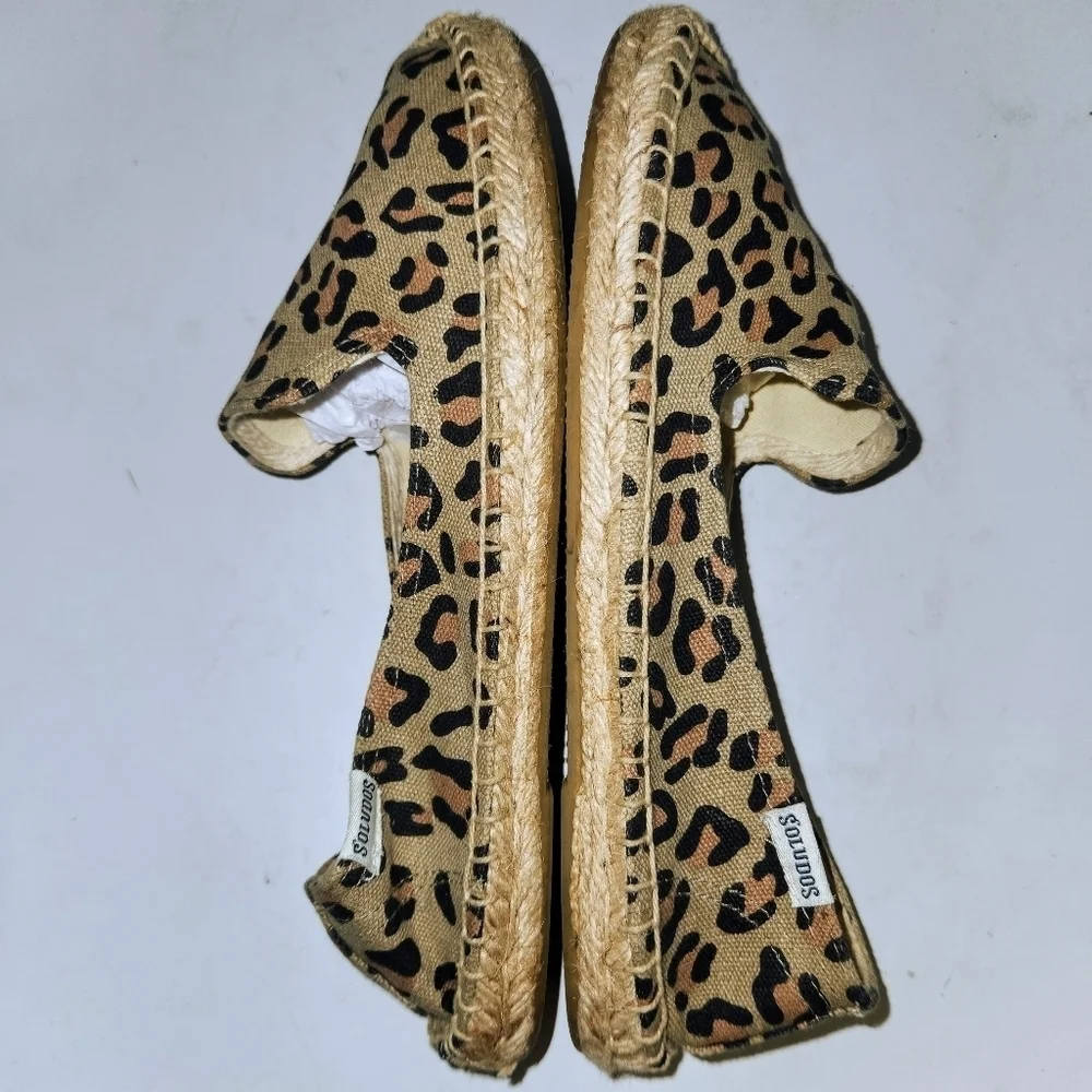 SOLUDOS Smoking Leopard Canvas Slipper Espadrilles In Maroon Black And Tan SZ 7